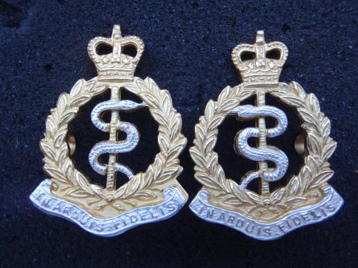 Gradia Militaria -  Q/C Officers R.A.M.C collars