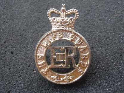 Gradia Militaria -  Anodised The Life Guards Cap Badge