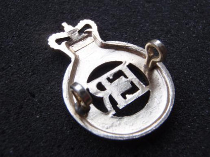 Anodised The Life Guards Cap Badge