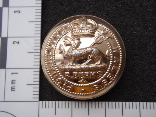 Gradia Militaria -  K/C The Royal Berkshire Regt Anodised Button