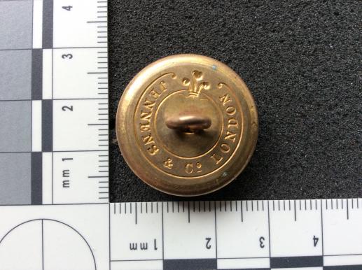 Post 1881 West Yorkshire Regt officers button