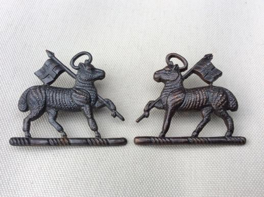 Gradia Militaria -  24th Battalion The London Regt (The Queens) officers collars