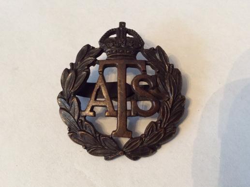 Gradia Militaria -  W.W 2 A.T.S Bronze Officers Service Dress Cap badge
