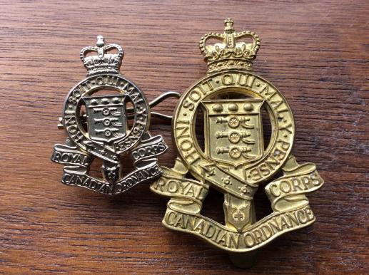 Gradia Militaria -  Q/C Royal Canadian Ordnance Corps Cap Badge & Collar