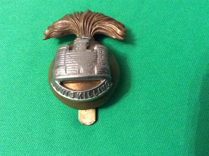 WW2 The Royal Inniiskilling Fusiliers b/m cap badge