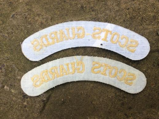 SCOTS GUARDS, cloth Shoulder titles