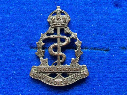 Gradia Militaria -  WW2 Royal Canadian Army Medical Corps OSD Cap badge
