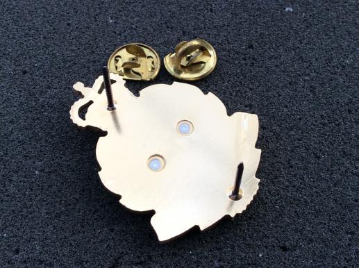 Australian Army Catering Corps Anodised Hat Badge 1960-95