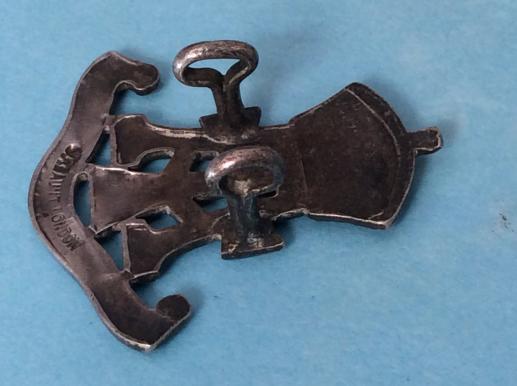 Post 1950 The Green Howard‚Äôs Officers Silver Cap badge