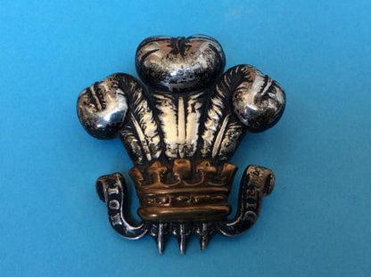 Gradia Militaria -  The Royal Wiltshire Yeomanry Officers Silver & Gilt Cap badge