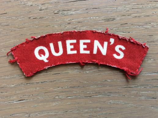 Gradia Militaria -  WW2 Printed QUEENS Shoulder title, removed from uniform