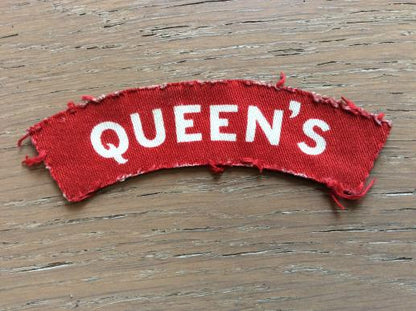 Gradia Militaria -  WW2 Printed QUEENS Shoulder title, removed from uniform