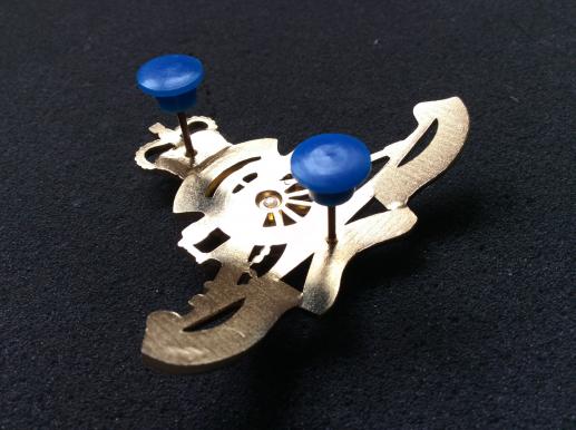 Royal Australian Artillery ( RAA)  Anodised Hat badge