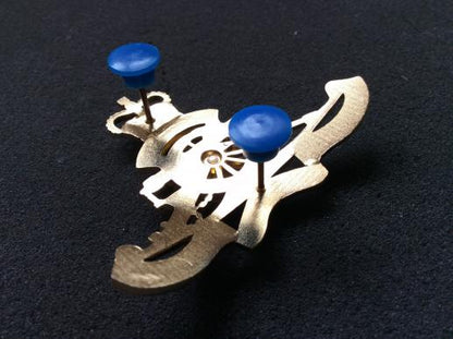 Royal Australian Artillery ( RAA)  Anodised Hat badge