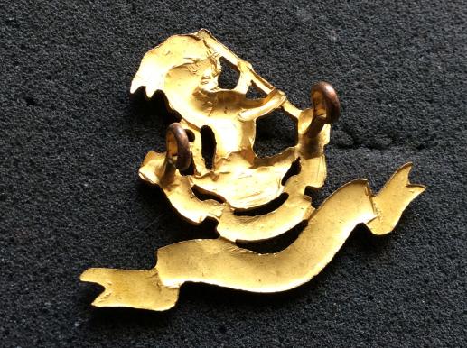 5th Wellington Rifles Regiment Officers Gilt Cap badge