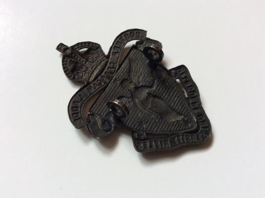 Australian Melbourne university Regiment Cap badge 1930/42