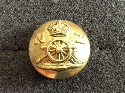 Gradia Militaria -  New Zealand Artillery Button By Firmin
