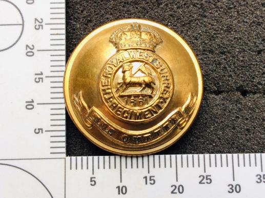 Gradia Militaria -  The Queens ( Royal West Surrey Regt) 1902-1909