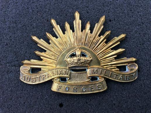 Gradia Militaria -  Australian 4th Pattern Rising sun 1948-52 Made By Stokes