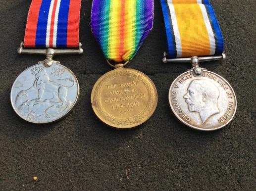 Gradia Militaria -  Australian 8th Batt medals to W.ALLAN , Anzac & France 1914-19