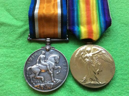 Gradia Militaria -  WW1 pair to 722A T/CPL F.COURT 36th & 33rd Bn A.I.F