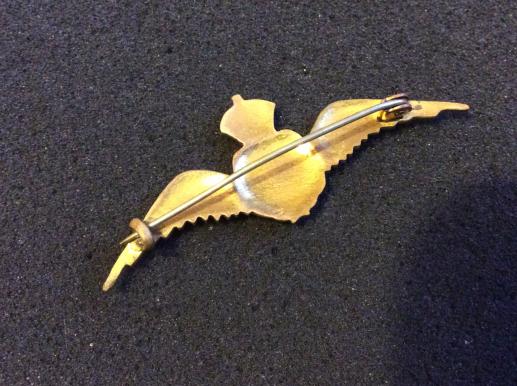 WW2 RAF ( Royal Air Force) Gilt & enamel Sweetheart wings