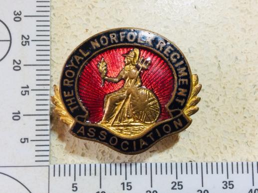 Gradia Militaria -  The Royal Norfolk Regiment Association Lapel Badge