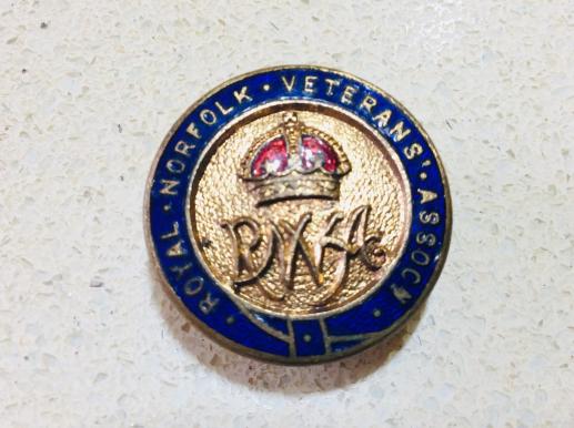 Gradia Militaria -  Royal Norfolk Veterans Association Gilt& enamel Lapel brooch