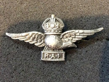 Gradia Militaria -  Post 1918 R.A.F ( Royal Air Force) Silver Sweetheart badge