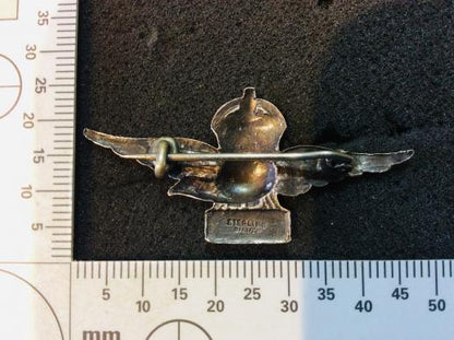 Post 1918 R.A.F ( Royal Air Force) Silver Sweetheart badge