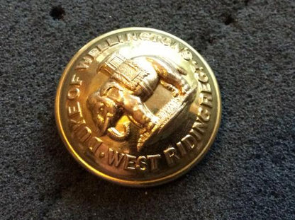 Post 1881 The Duke Of Wellingtons Regiment Officers Button
