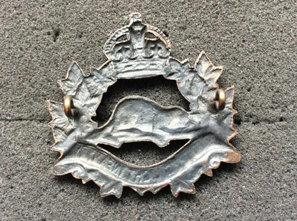 WW2 Canadian Winnipeg Light Infantry Cap badge