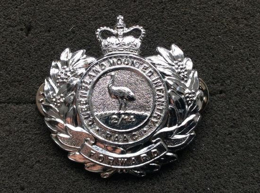 Gradia Militaria -  Australian 2/14 Queensland Mounted Infantry Hat badge