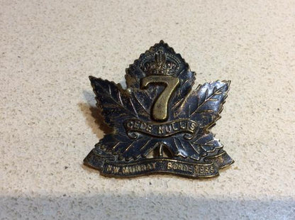 Gradia Militaria -  WW2 7th Battalion ( North West Murray Borderers) Cap Badge