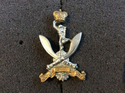 Gradia Militaria -  Gurkha Signals bi-metal Cap badge