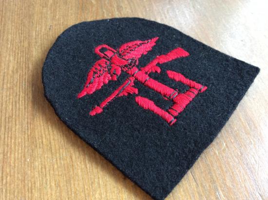 WW2 Combined Operations ( tombstone) Sleeve badge