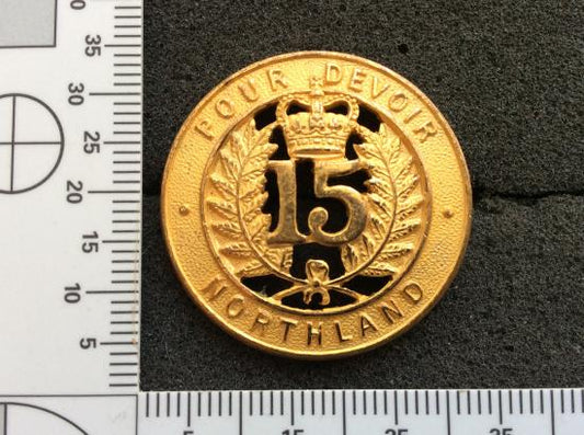 Gradia Militaria -  Q/C Officers 15th North Auckland Regiment Gilt Cap badge