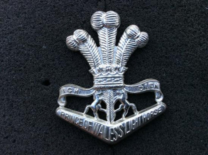 Gradia Militaria -  Australian 4th/19th Prince of Wales‚Äôs Light Horse Hat badge