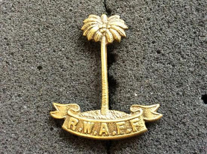 Gradia Militaria -  WW2 R.W.A.F.F brass collar badge by Dowler