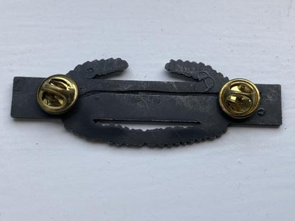 U.S Army Combat Infantryman metal breast badge