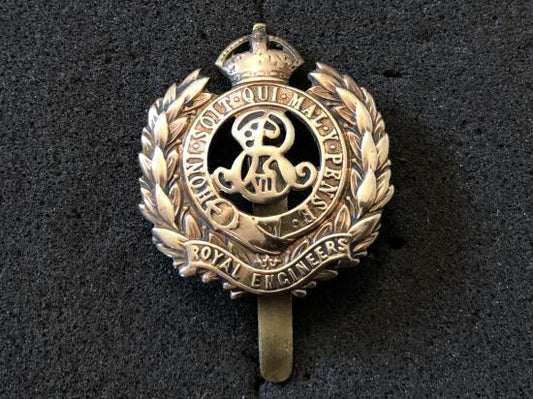 Gradia Militaria -  Edward V11 Royal Engineers other ranks cap badge