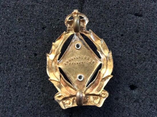 K/C W.R.A.A.C cap / collar badge by Swann