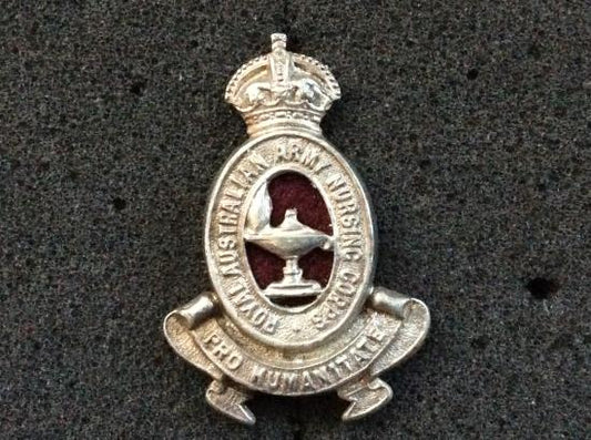 Gradia Militaria -  K/C Royal Australian Army Nursing Corps Collar Badge
