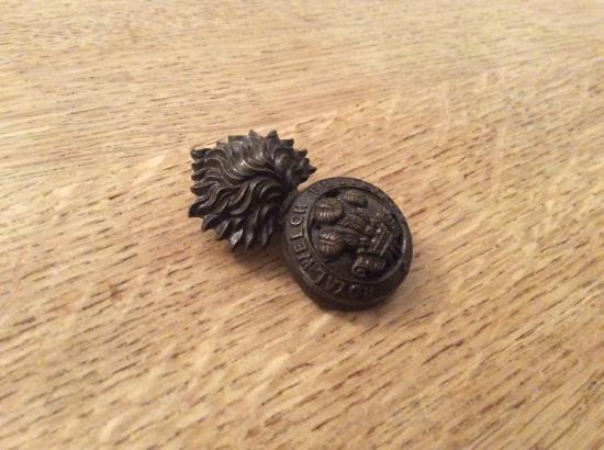 WW2 O.S.D Royal Welch Fusiliers bronzed cap badge