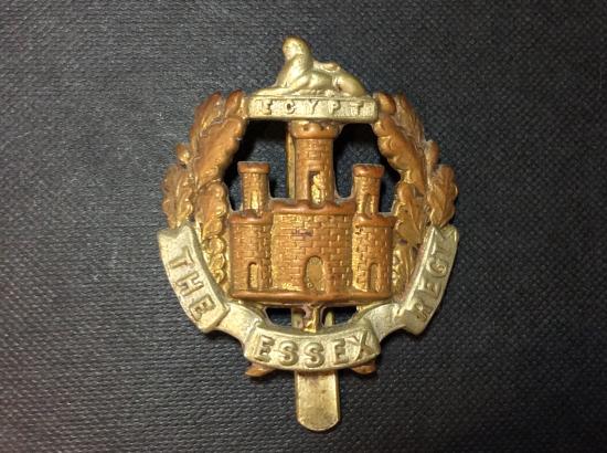Gradia Militaria -  WW1/2 The Essex Regiment B/M cap badge