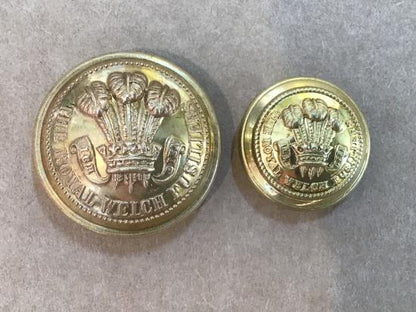 Gradia Militaria -  The Royal Welch Fusiliers officers gilt buttons
