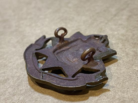 WW1/WW2 East Surrey Regiment O.S.D cap badge