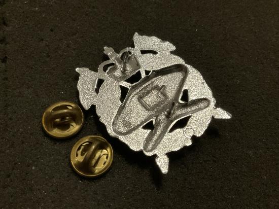 Royal Australian Armoured Regiment chrome metal hat badge