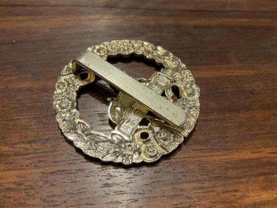 Anodised South Wales borders cap badge