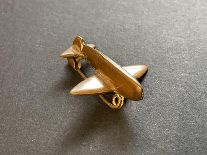 WW2 Fighter plane locally made lapel badge